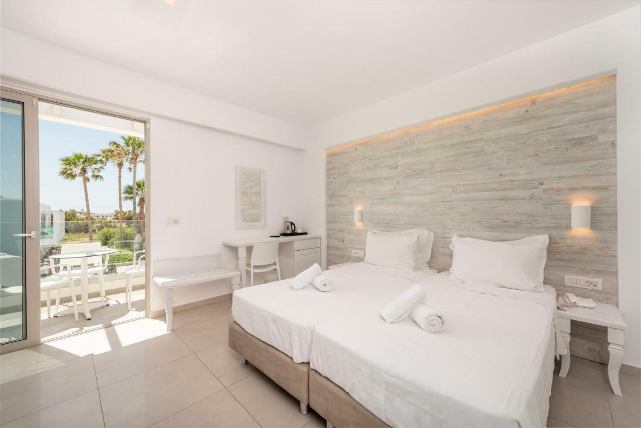 Deluxe Triple Room Pool View